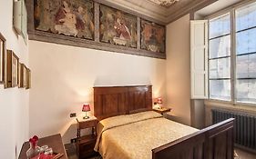Casa Rovai Guest House